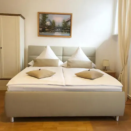 Zum Fuchsbau - Bei Berlin Schoneiche