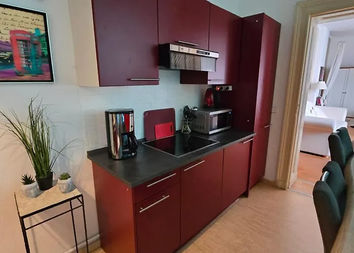 Zum Fuchsbau - Bei Berlin * Schöneiche